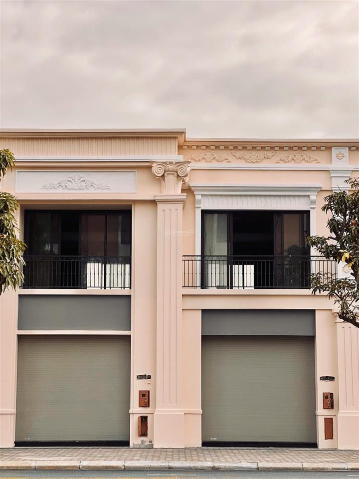 Bí tiền bán gấp căn shophouse 90m view hồ + sân golf vũ yên giá 5,99 tỷ