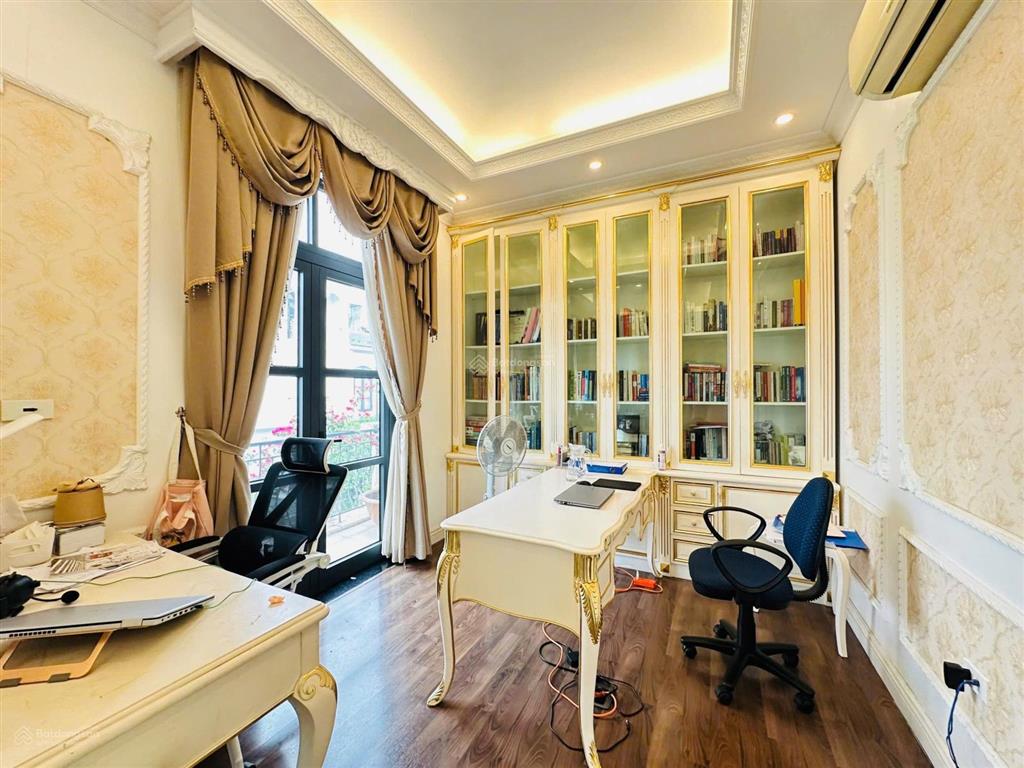 Bán gấp liền kề venice 96m2 vinhomes imperia full nội thất rất đẹp! sổ đỏ lâu dài