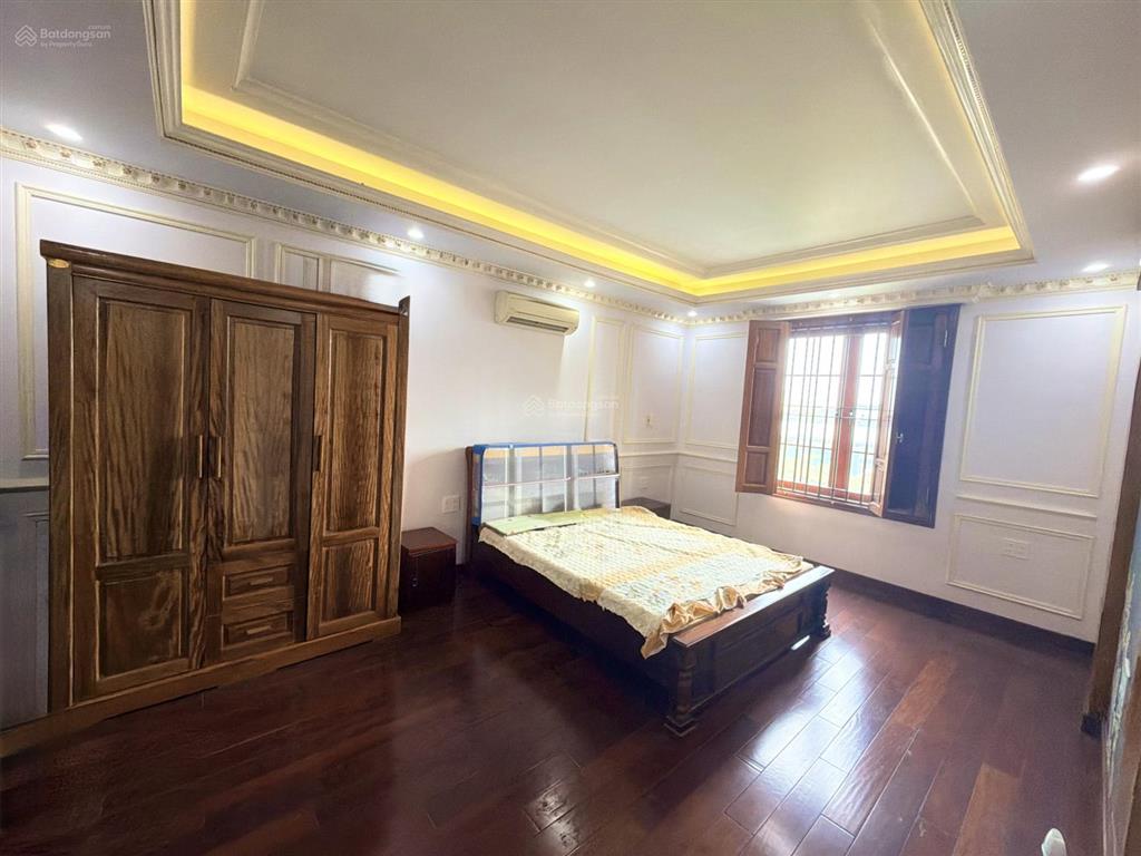 Bán biệt thự 170m2 lê hồng phong ngay chợ lũng 26 tỷ full nội thất có thang máy