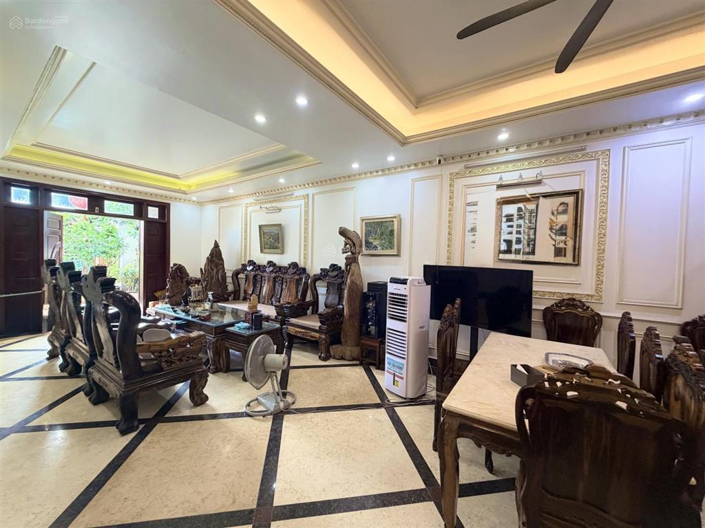 Bán biệt thự 170m2 lê hồng phong ngay chợ lũng 26 tỷ full nội thất có thang máy