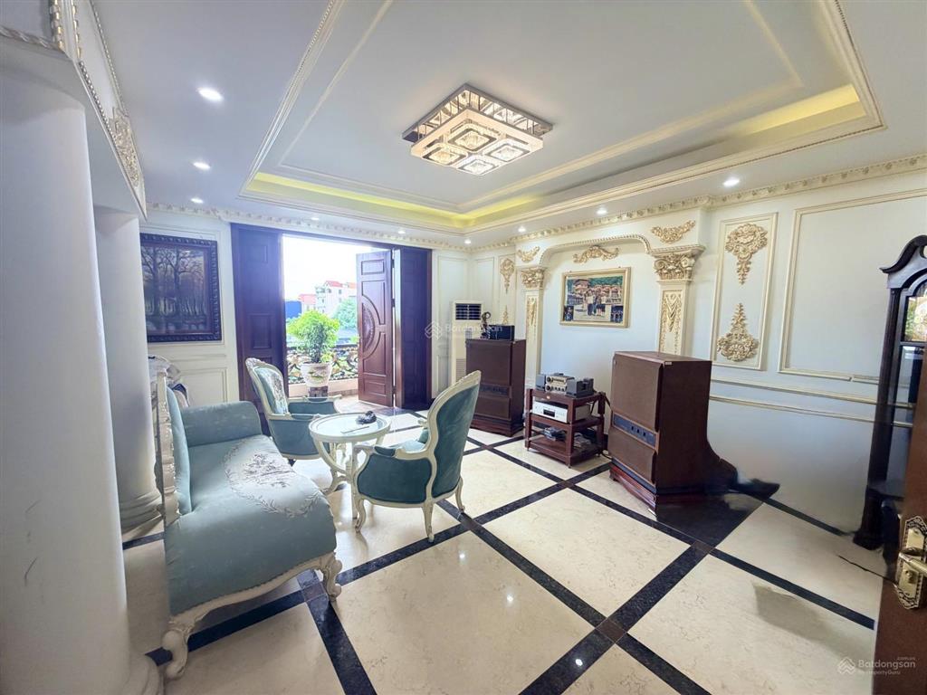 Bán biệt thự 170m2 lê hồng phong ngay chợ lũng 26 tỷ full nội thất có thang máy