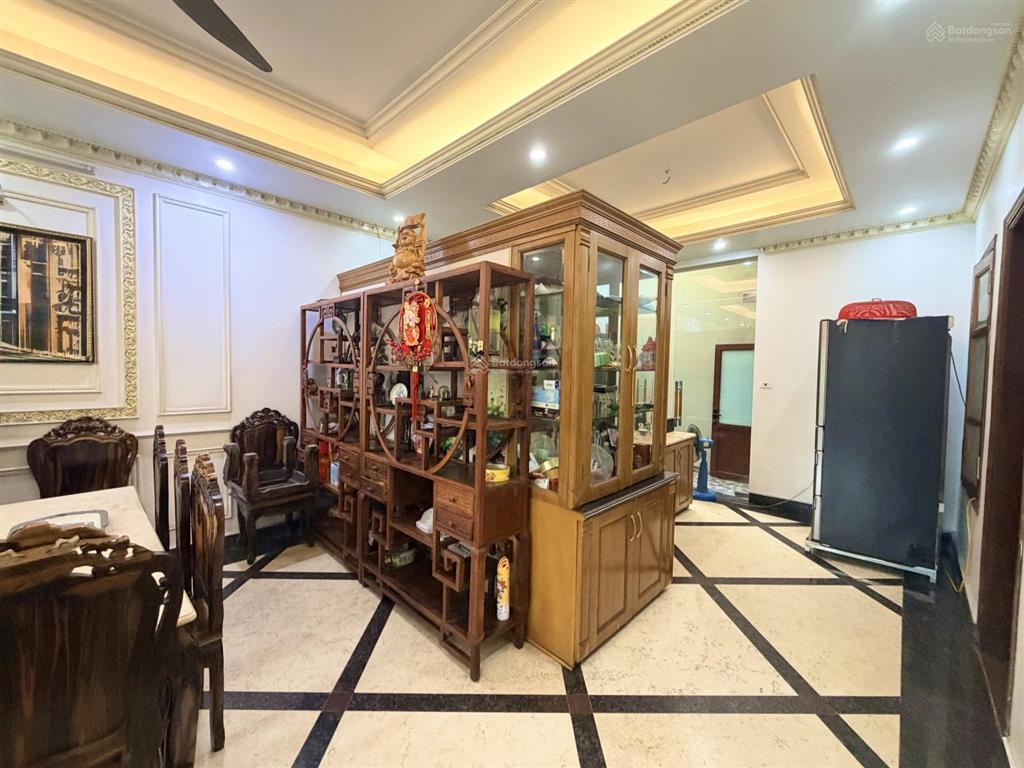Bán biệt thự 170m2 lê hồng phong ngay chợ lũng 26 tỷ full nội thất có thang máy