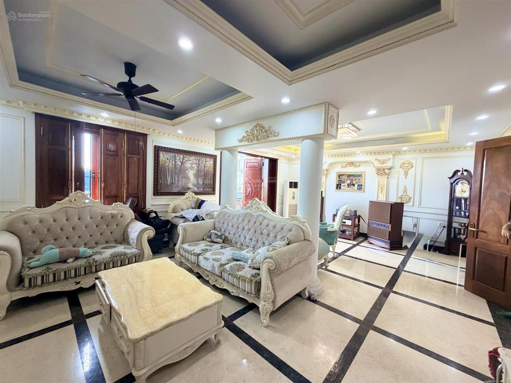 Bán biệt thự 170m2 lê hồng phong ngay chợ lũng 26 tỷ full nội thất có thang máy