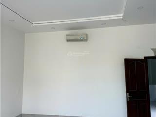 Bán nhà víp ngay vành đai 2 giá tốt