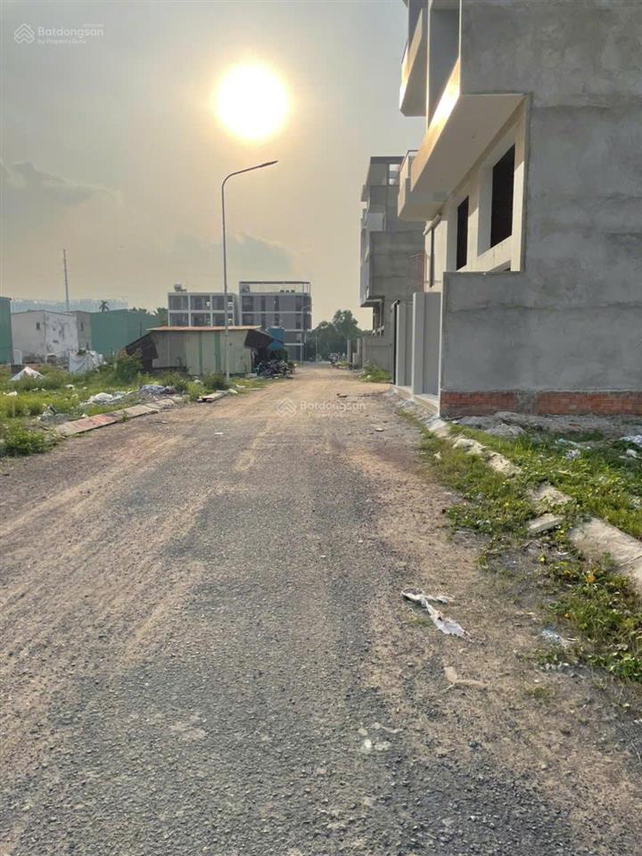 Bán lô đất giá tốt cho nhà đầu tư