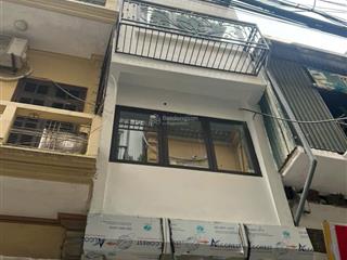 Chính chủ bán nhà đất mặt ngõ thịnh hào 1, 5 tầng+1 tum, mới xây có thang máy, ô tô đỗ  trước cửa