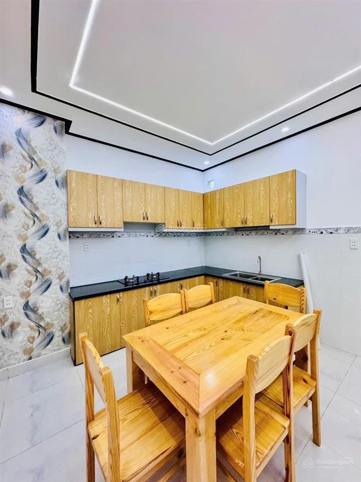 Nhà 1 lầu không lộ giới 64m²  4.75 tỷ  hẻm ô tô thông sau căn mặt tiền tl15 gần chợ cầu đồng