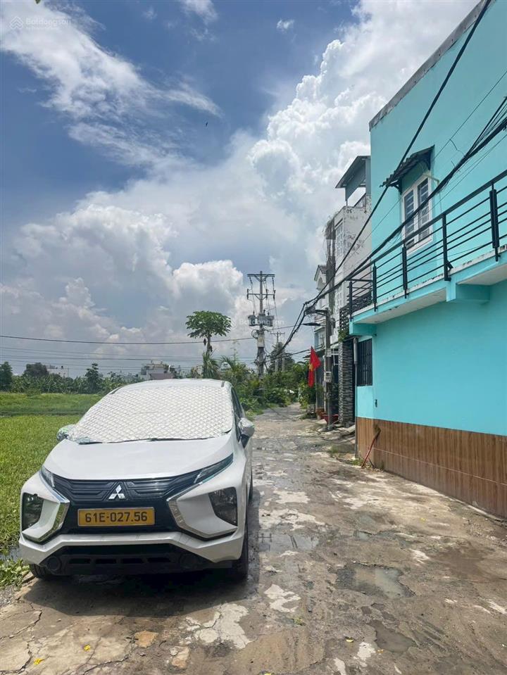 Nhà q12 chủ quyền riêng hẻm ô tô thông 1/ thạnh xuân 33 sát chợ thạnh xuân, 1 lầu 2pn, 3wc.