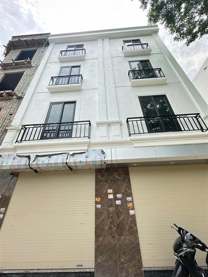 Bán nhà phụng châu, chương mỹ, đường ô tô tránh nhau, dt 40m2 4 tầng giá 4,x tỷ  ms vân anh