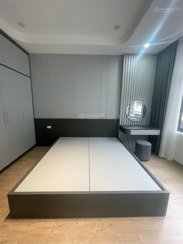 Bán nhà văn quán mỗ lao, lô góc 2 măt thoáng, đường ô tô tránh nhau, full nội thất, giá hơn 7 tỷ