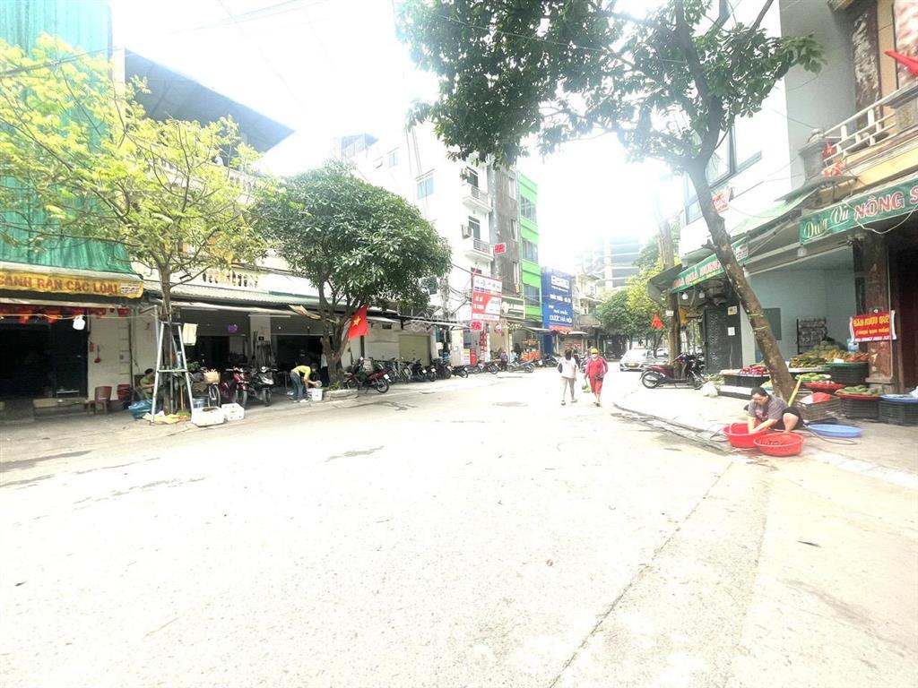 Bán nhà ngay chợ văn phú, kinh doanh cực tốt, dt 55m2 7 tầng thang máy, full nội thất, về ở ngay