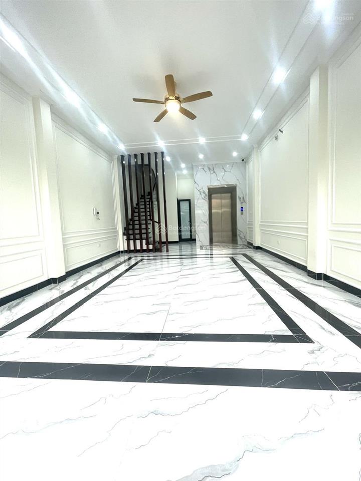 Bán nhà ngay chợ văn phú, kinh doanh cực tốt, dt 55m2 7 tầng thang máy, full nội thất, về ở ngay