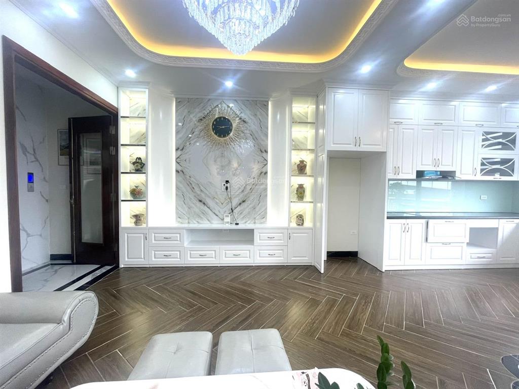 Bán nhà ngay chợ văn phú, kinh doanh cực tốt, dt 55m2 7 tầng thang máy, full nội thất, về ở ngay