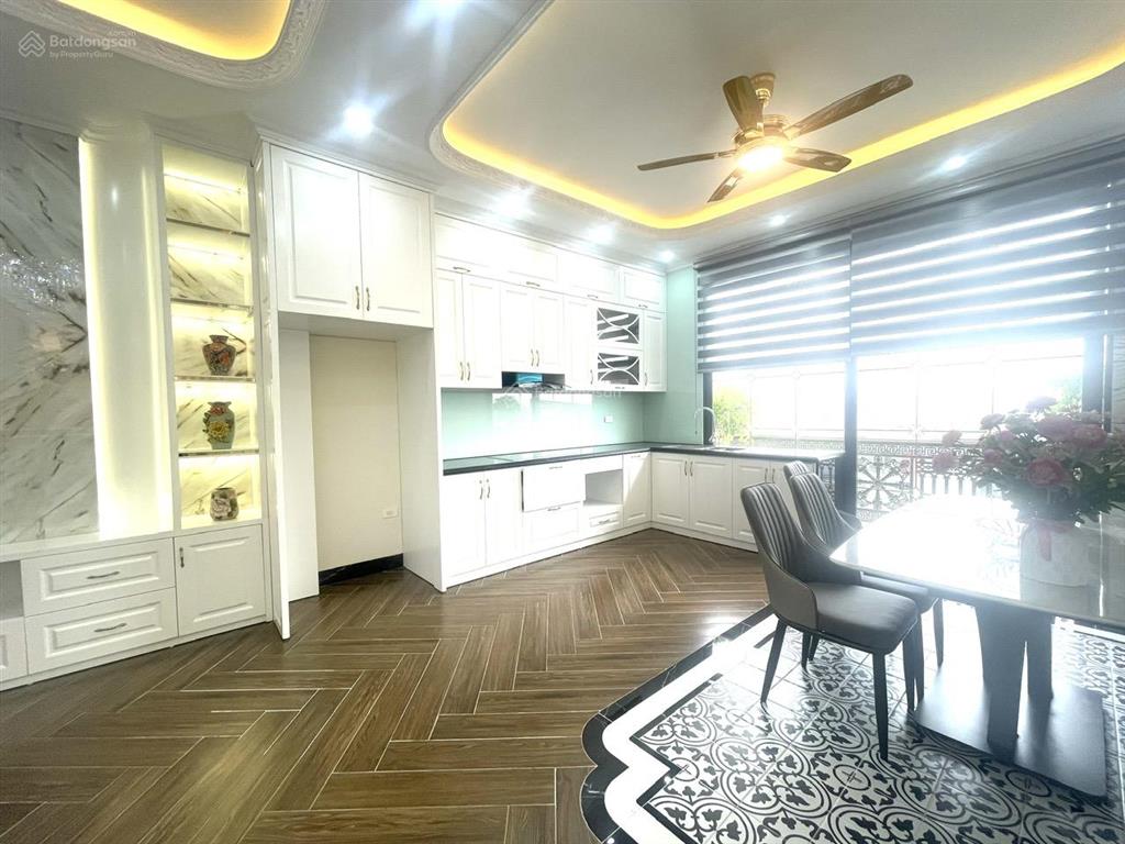 Bán nhà ngay chợ văn phú, kinh doanh cực tốt, dt 55m2 7 tầng thang máy, full nội thất, về ở ngay
