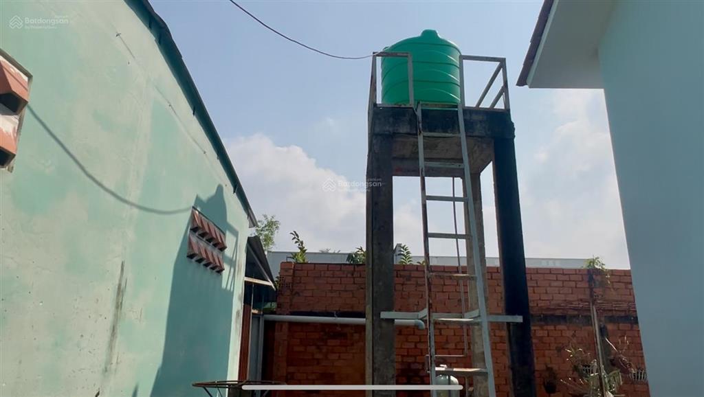 Bán biệt thự lớn mặt tiền đường tỉnh lộ đt 826, xã mỹ lệ, cần đước, long an, tây ninh gần 3000m2