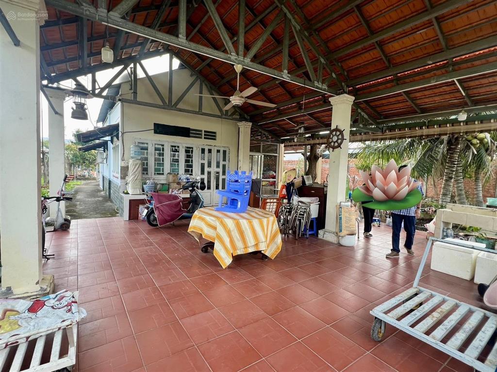 Bán biệt thự lớn mặt tiền đường tỉnh lộ đt 826, xã mỹ lệ, cần đước, long an, tây ninh gần 3000m2