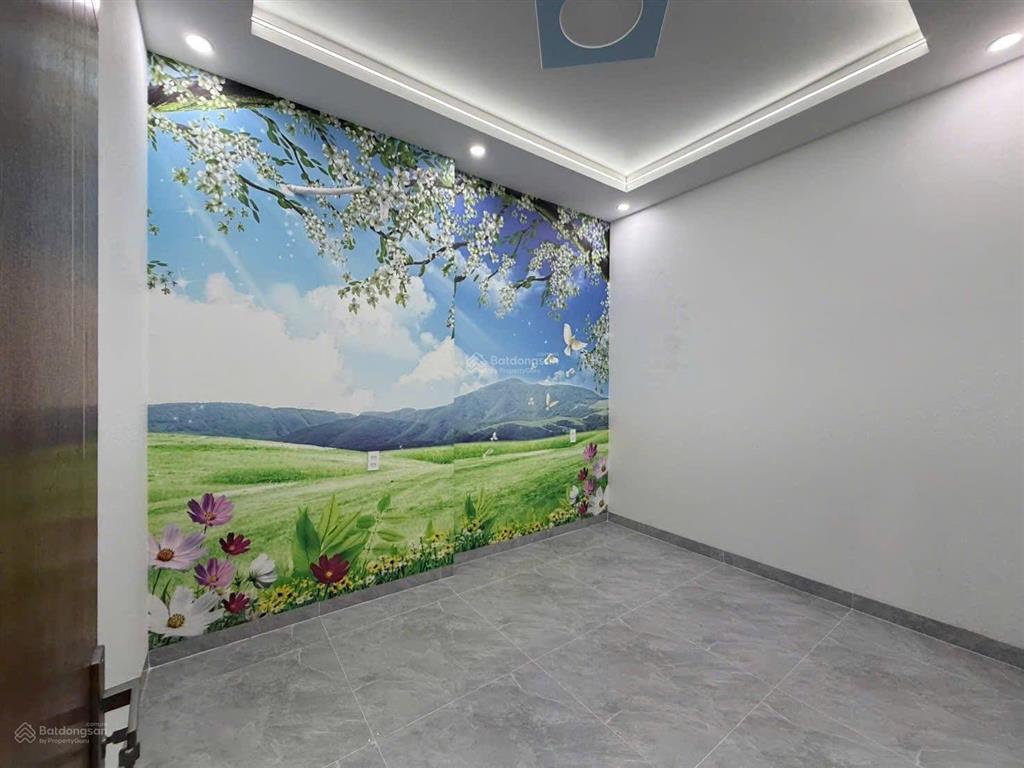 Nhà phường tân đông hiệp  tp dĩ an vị trí ngay chợ thông dụng, công ty kính nổi