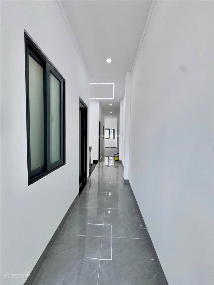Nhà khu dân cư hội nghĩa  tp tân uyên gần chợ quang vinh 3.