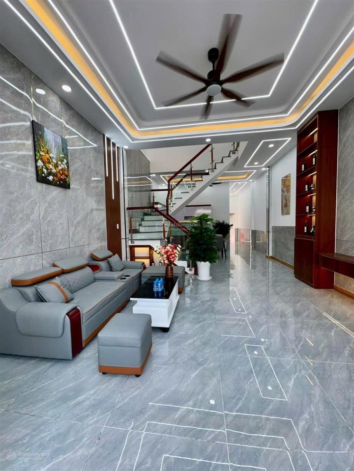 Nhà khu dân cư hội nghĩa  tp tân uyên gần chợ quang vinh 3.