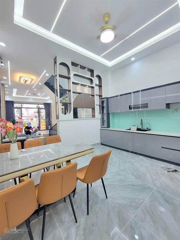 Nhà kdc phú hồng thịnh 8 phường bình chuẩn  tp thuận an