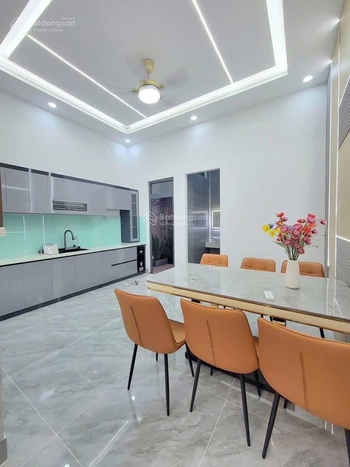 Nhà kdc phú hồng thịnh 8 phường bình chuẩn  tp thuận an