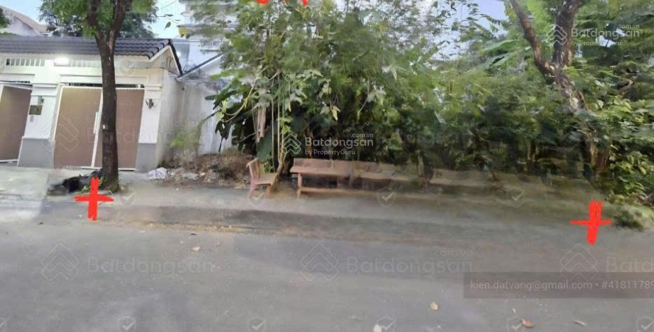 Kẹt tiền cần bán gấp nền biệt thự 240m² (giá tốt)