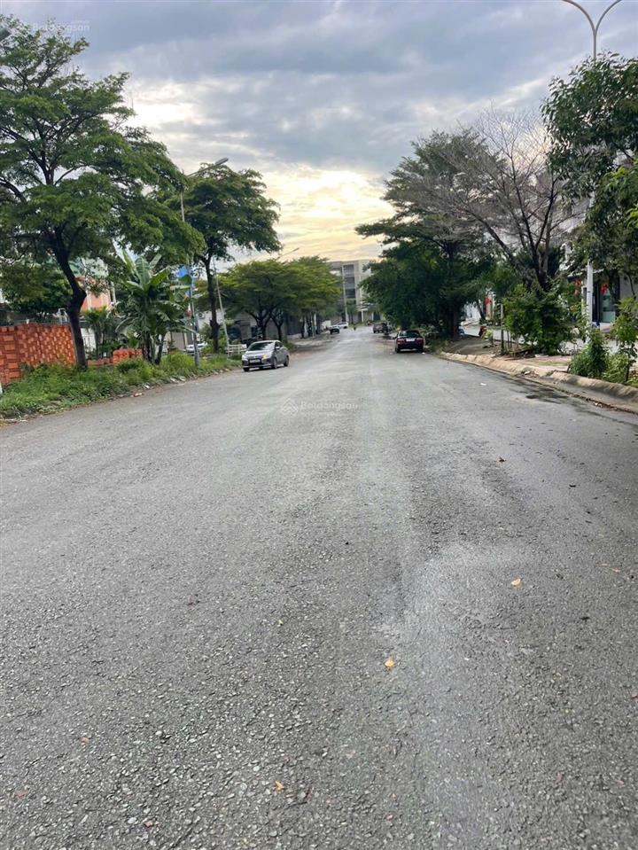 Bán lô đất mặt tiền đường 659 cách đỗ xuân hợp, global city chỉ 150m