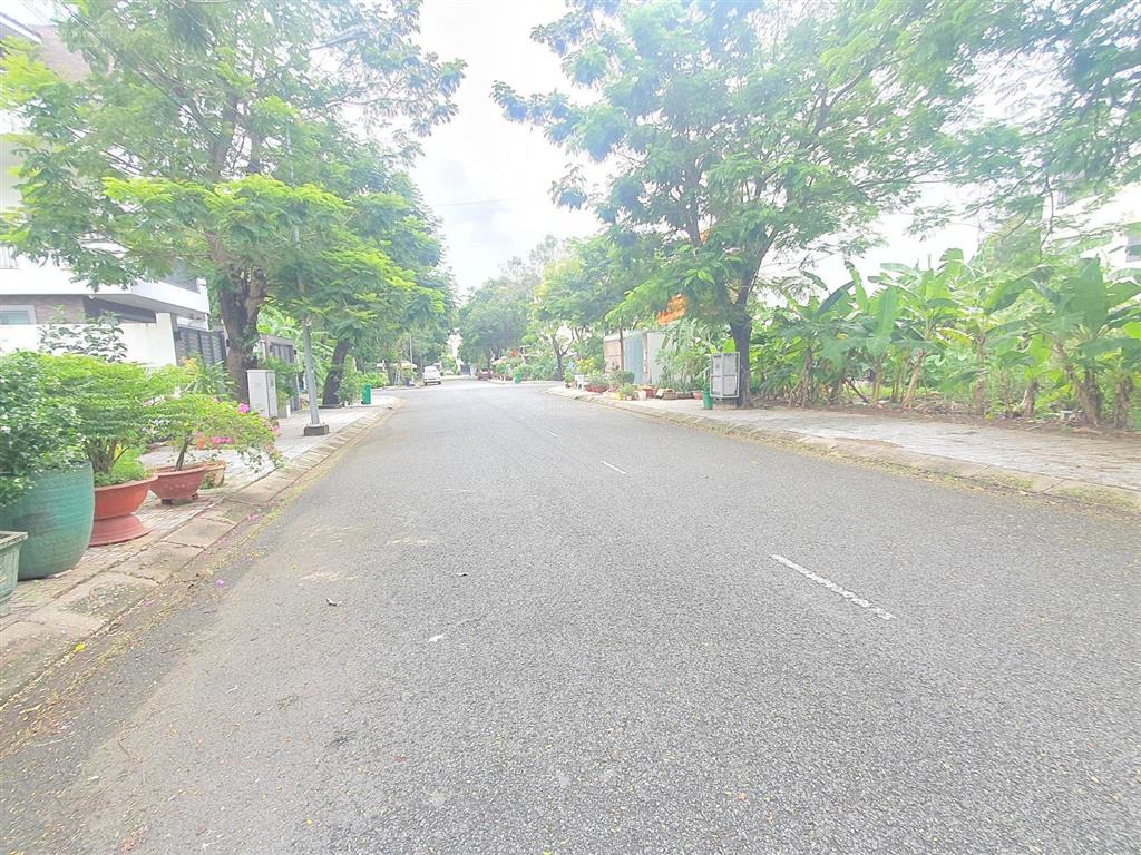 Chính chủ cần bán lô đất 10x20m, kdc hưng phú giá 75 triệu/m2