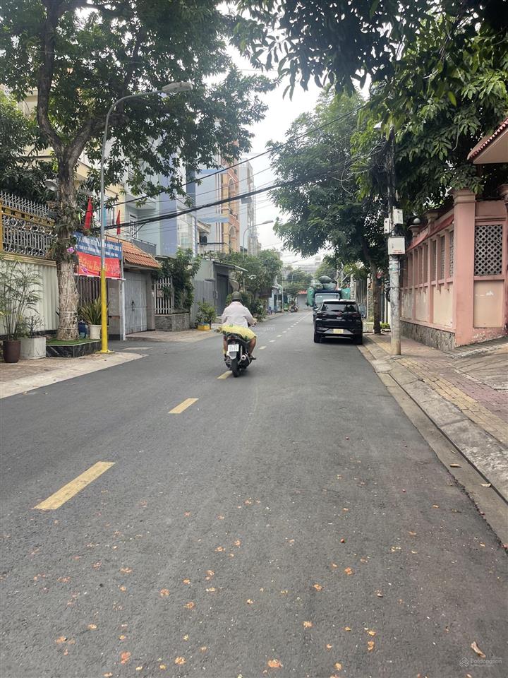 Cần bán nhanh 140m đất mặt tiền đường 185 phước long b quận 9 ngang 5m giá tốt