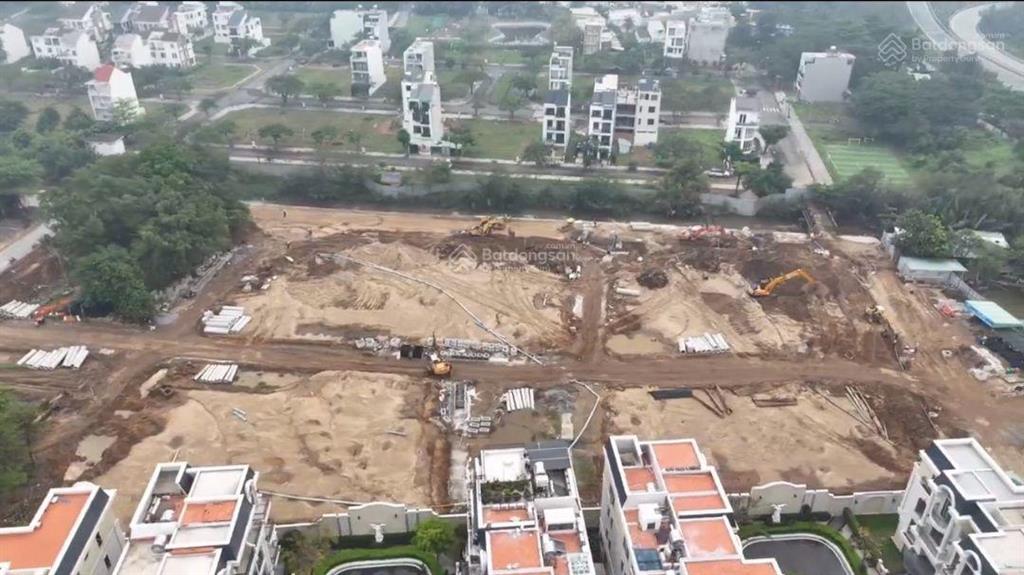 Chính chủ cần bán nền 8x20m topia khang điền giá 63 triệu/m2