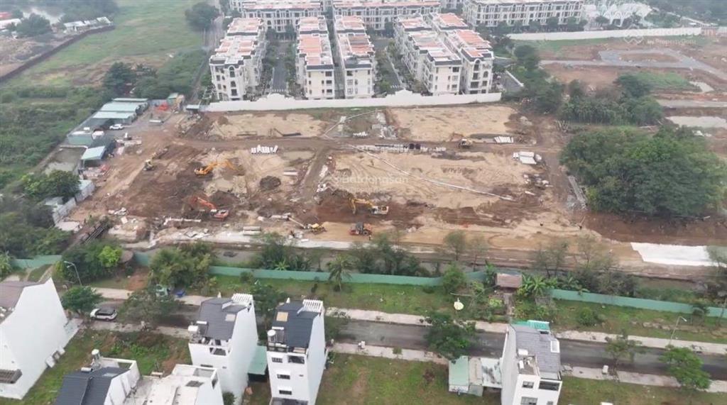 Chính chủ cần bán nền 8x20m topia khang điền giá 63 triệu/m2