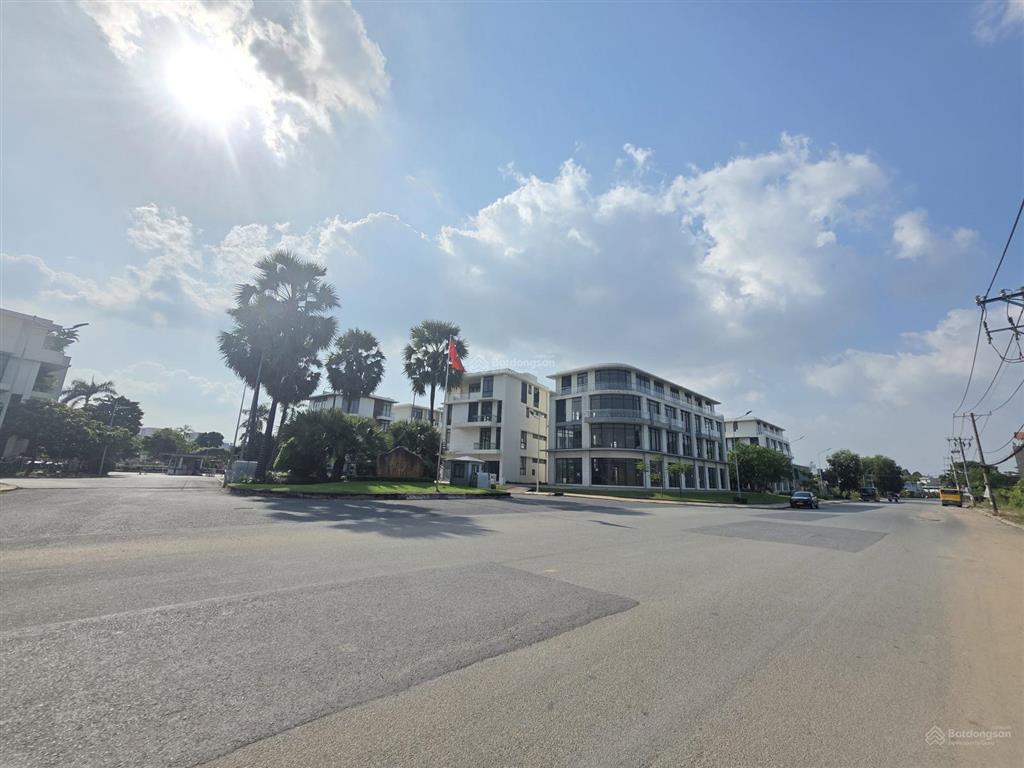 Bán lô đất 100m, một sẹc đường bưng ông thoàn giá 53 triệu/m2