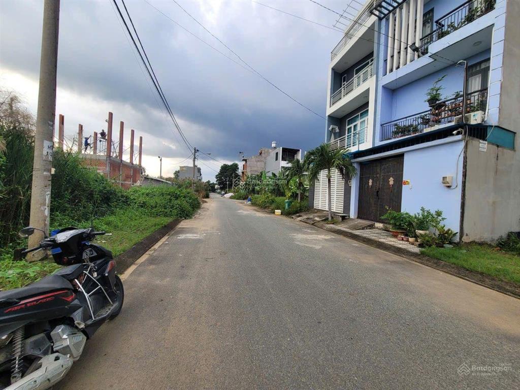 Cần bán lô đất khu dân cư sam sung, bưng ông thoàn, giá 54 triệu/m