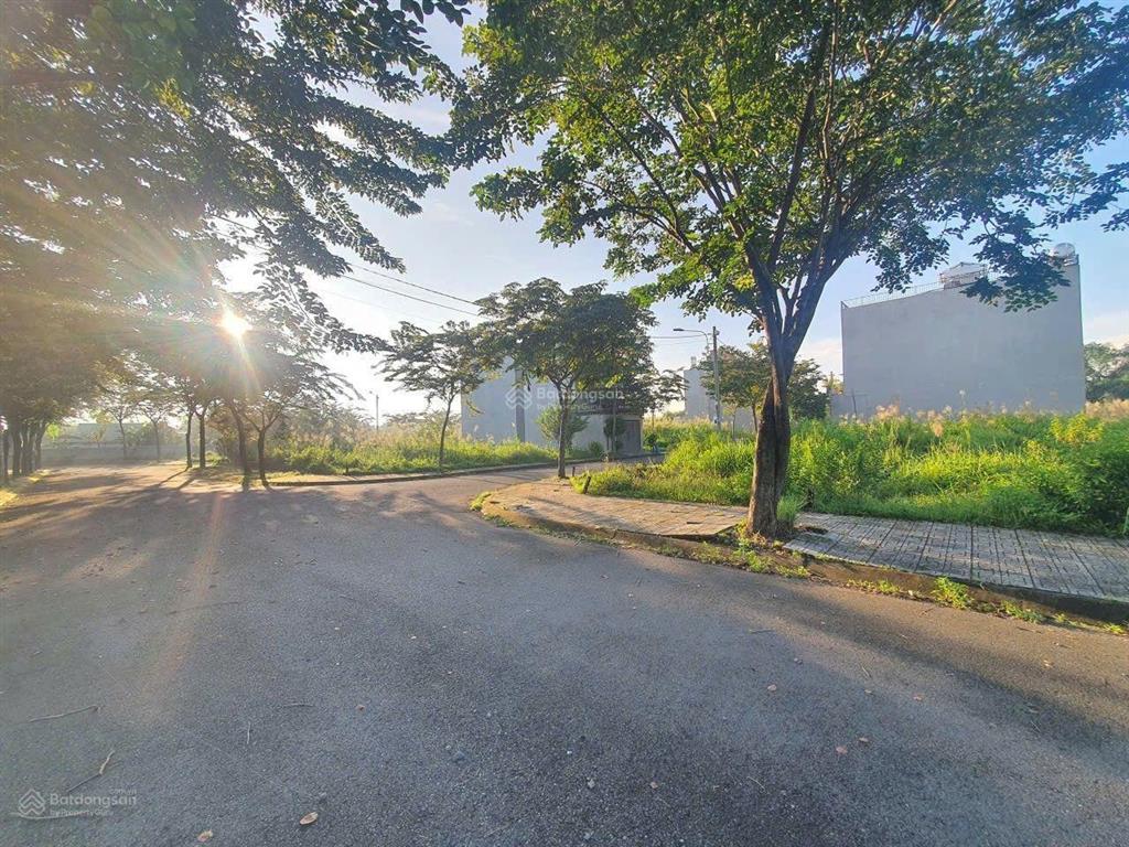 Bán lô đất 80m2 trục đường 14m khu dân cư trường lưu