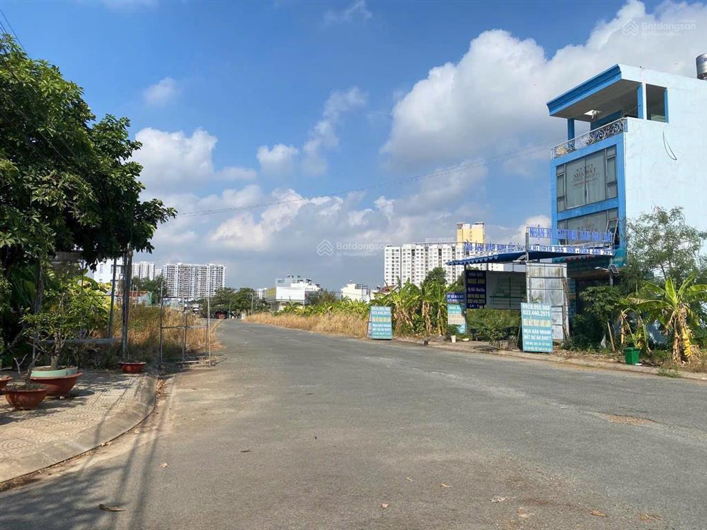 Cần bán nền đất 6x15m đường liên phường giá 6.9 tỷ ( sổ sẵn )