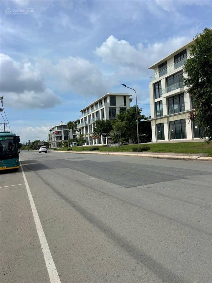 Cần bán nền đất 6x15m đường liên phường giá 6.9 tỷ ( sổ sẵn )