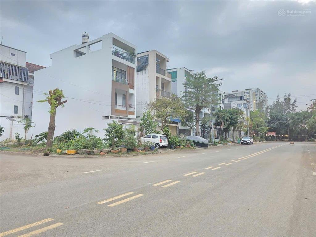 Chính chủ bán lô đất trục đường d1 rộng 25m khu nam long giá tốt nhất