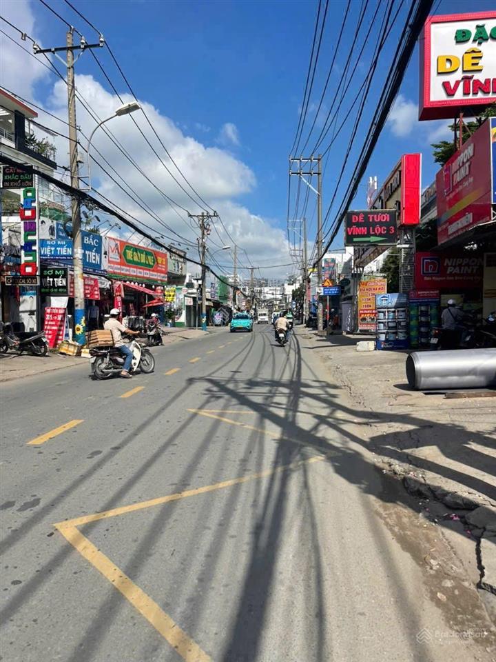 Bán nhanh 90m đất nền trục 12m quận 2 giá 7,9 tỷ/ sổ riêng
