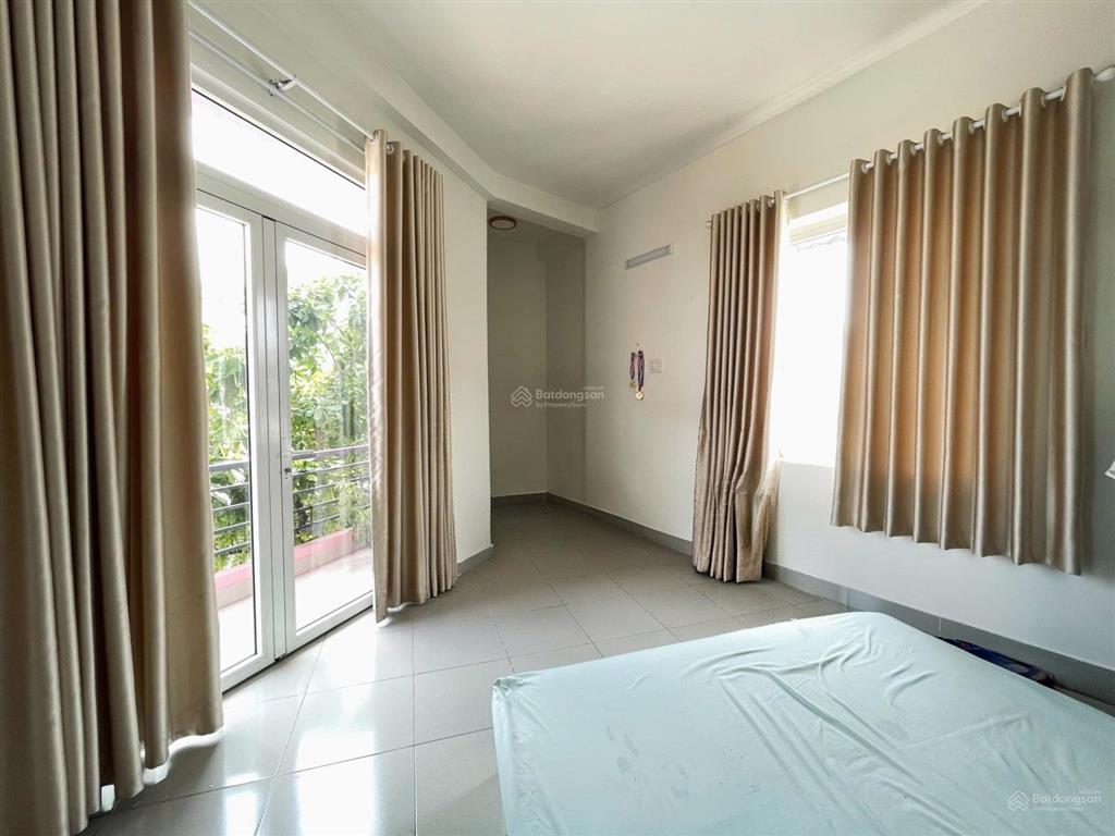 Chủ cần bán nhanh nhà góc 2 mặt tiền đường 339 đỗ xuân hợp giá tốt