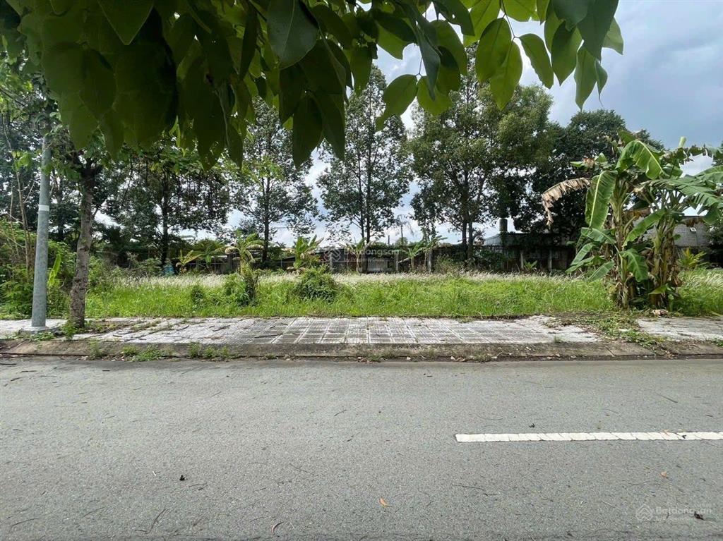 Cần bán lô đất 129m2 khu dân cư xuất nhập khẩu, đường bưng ông thoàn