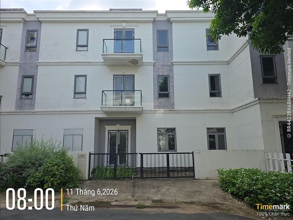 Bán căn nhà ngang 9m khu dân cư sim city giá 8,9 tỷ (sổ sẵn)