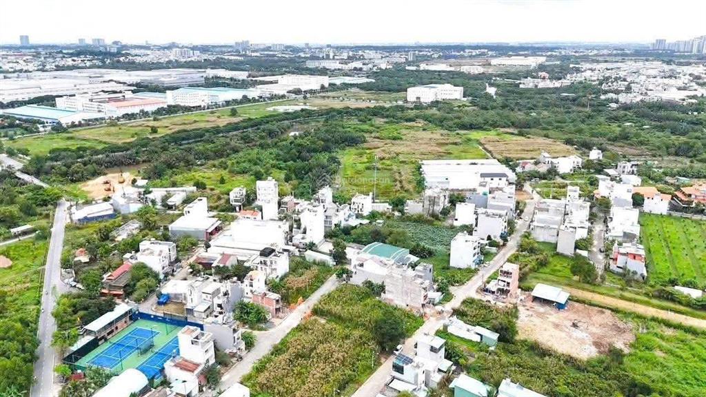 Bán lô đất 56,1m² khu đường bưng ông thoàn, giá 3,99 tỷ (sổ sẵn)
