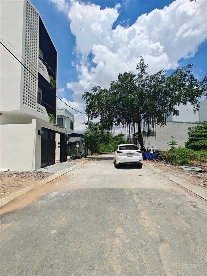 Bán lô đất 56,1m² khu đường bưng ông thoàn, giá 3,99 tỷ (sổ sẵn)