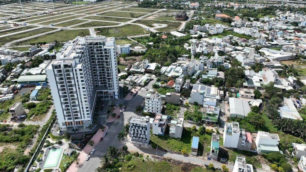Bán nền đấy trục chính khu rio centro đối diện chung cư ricca giá 7.2 tỷ