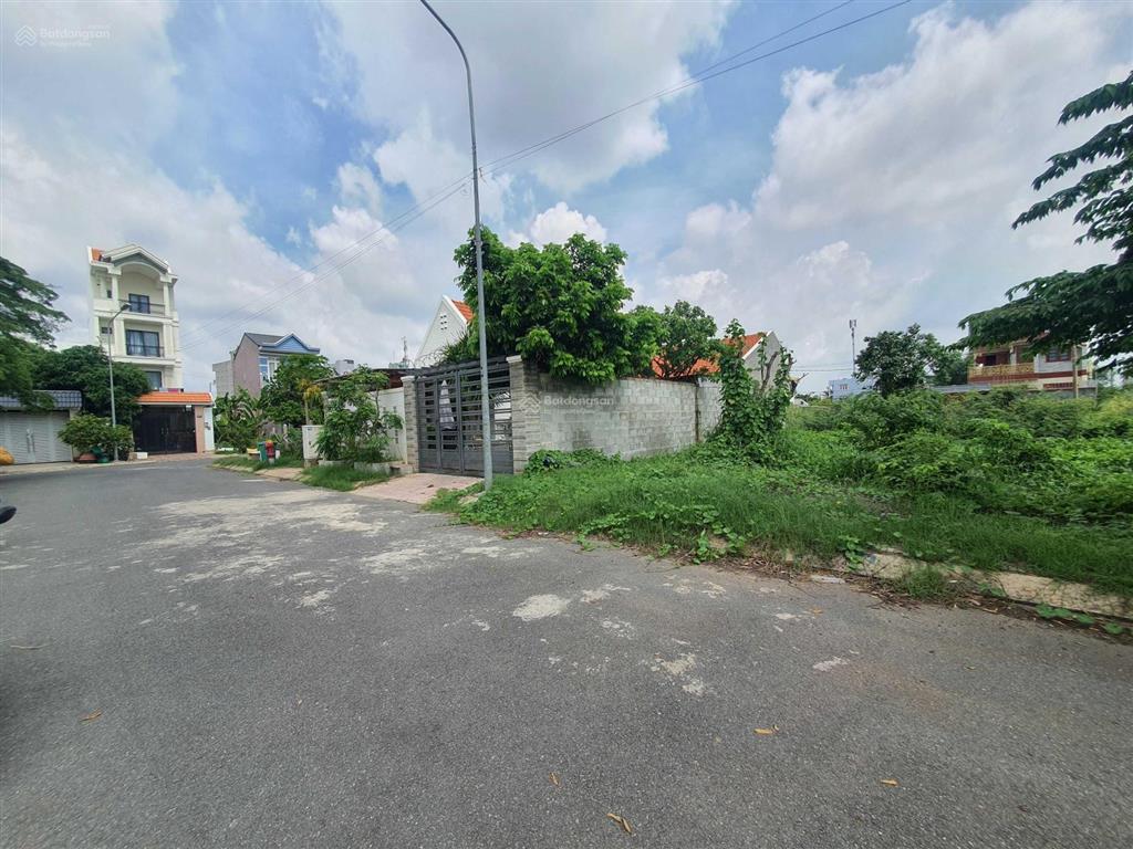 Chính chủ gửi bán nhanh lô đất khu diamond town bưng ông thoàn