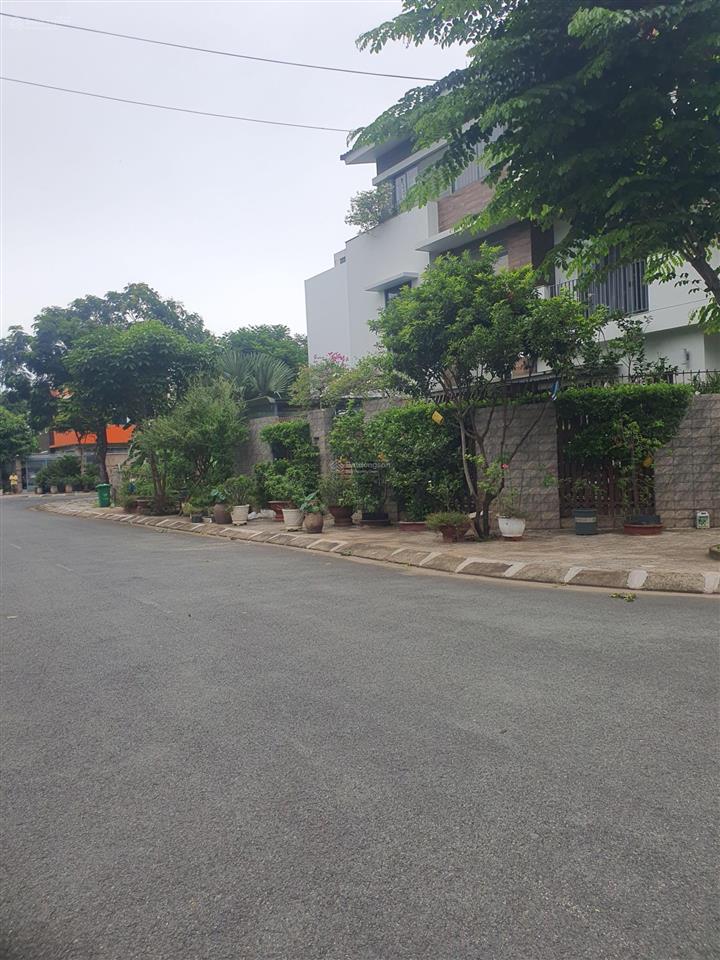 Cần bán nhanh 185m2 đường 16m khu hưng phú giá 73 triệu/m2