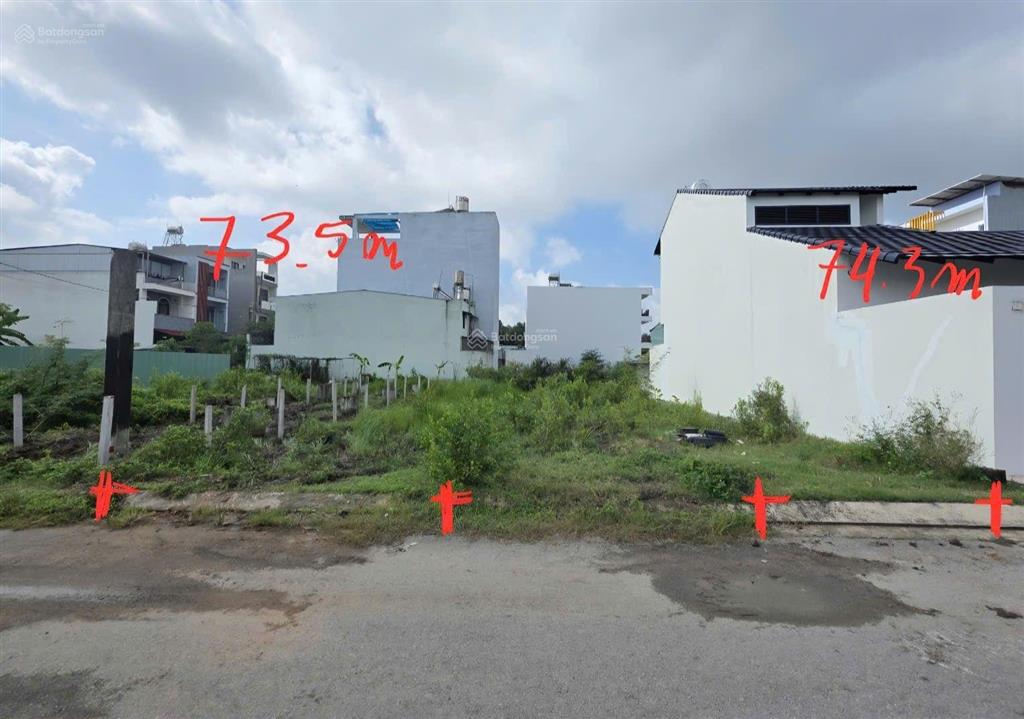 Bán lô đất 74,3m2 đường gò cát, giá 4,25 tỷ