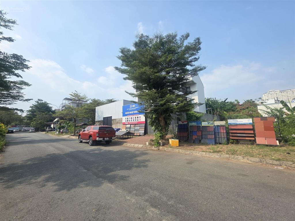 Bán lô đất 90m2 khu dân cư nam long giá 8.99 tỷ (sổ sẵn)