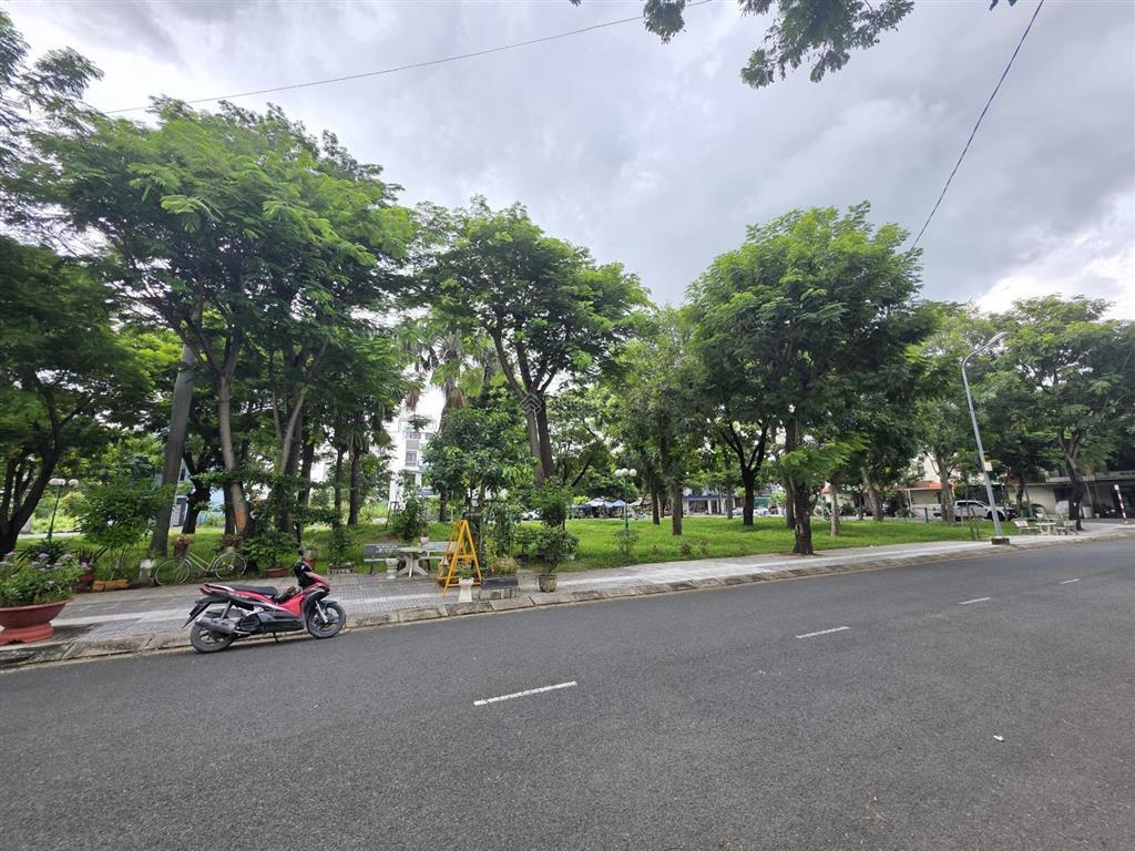 Bán lô đất 90m² khu dân cư hưng phú giá 8,5 tỷ