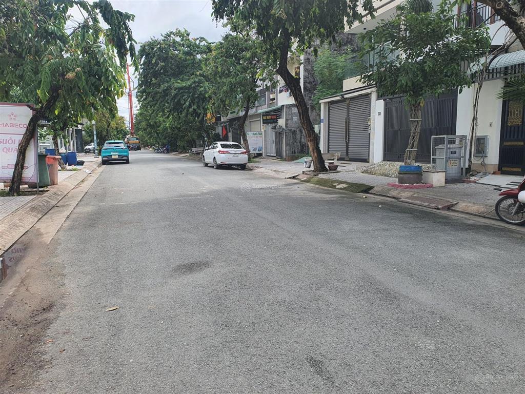 Bán lô đất biệt thự 200m2 kiến á đường liên phường giá 78 triệu/m2